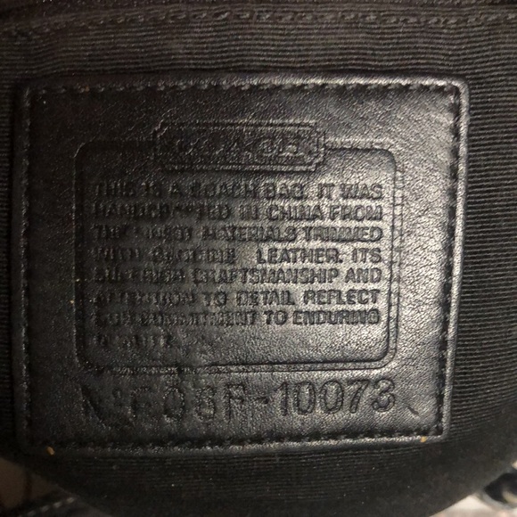 COACH Vintage black and gray signature small hobo style handbag. - Picture 8 of 11